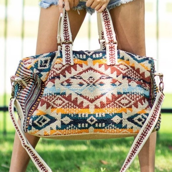Handmade Boho Chic Weekender Bag woven Navajo cotton duffel shoulder carpet bag - Picture 13 of 15